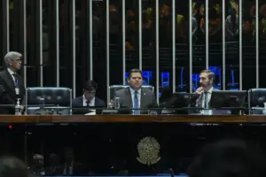 pauta-bomba Senado