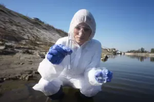 metais pesados na água